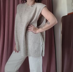 H&M Knit Sweater Vest